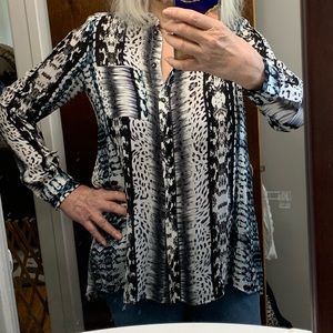 Parker Gorgeous Silk Long Sleeve Blouse - Small